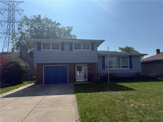 $2,300 | 559 Mapleview Road, Cheektowaga, NY 14225
