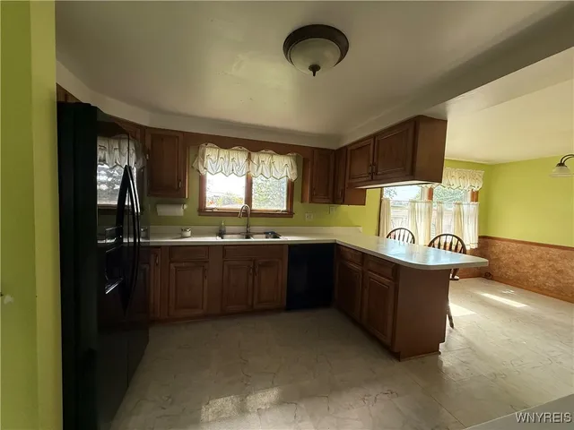 $2,300 | 559 Mapleview Road, Cheektowaga, NY 14225