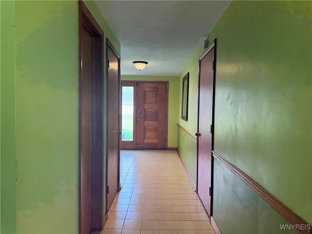 $2,300 | 559 Mapleview Road, Cheektowaga, NY 14225