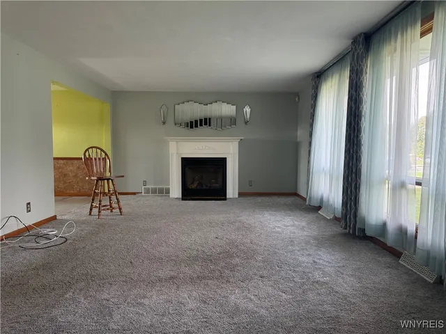 $2,300 | 559 Mapleview Road, Cheektowaga, NY 14225