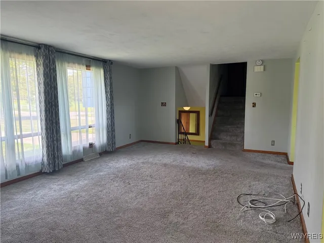 $2,300 | 559 Mapleview Road, Cheektowaga, NY 14225