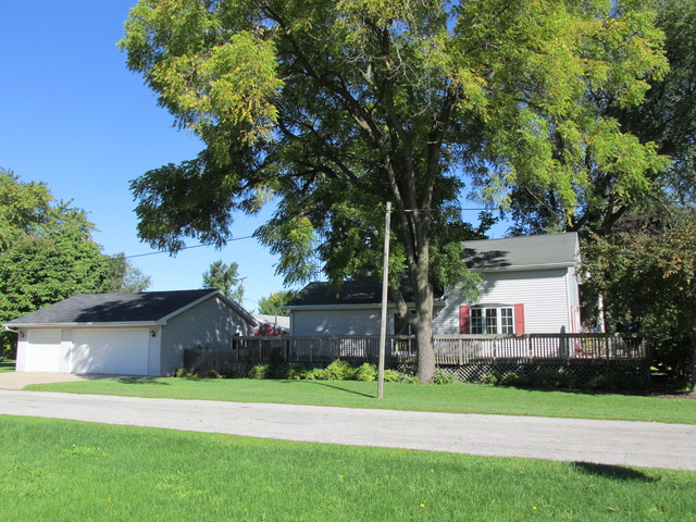 108 South Wormley Street Ransom, IL 60470 - Photo 1 of 11