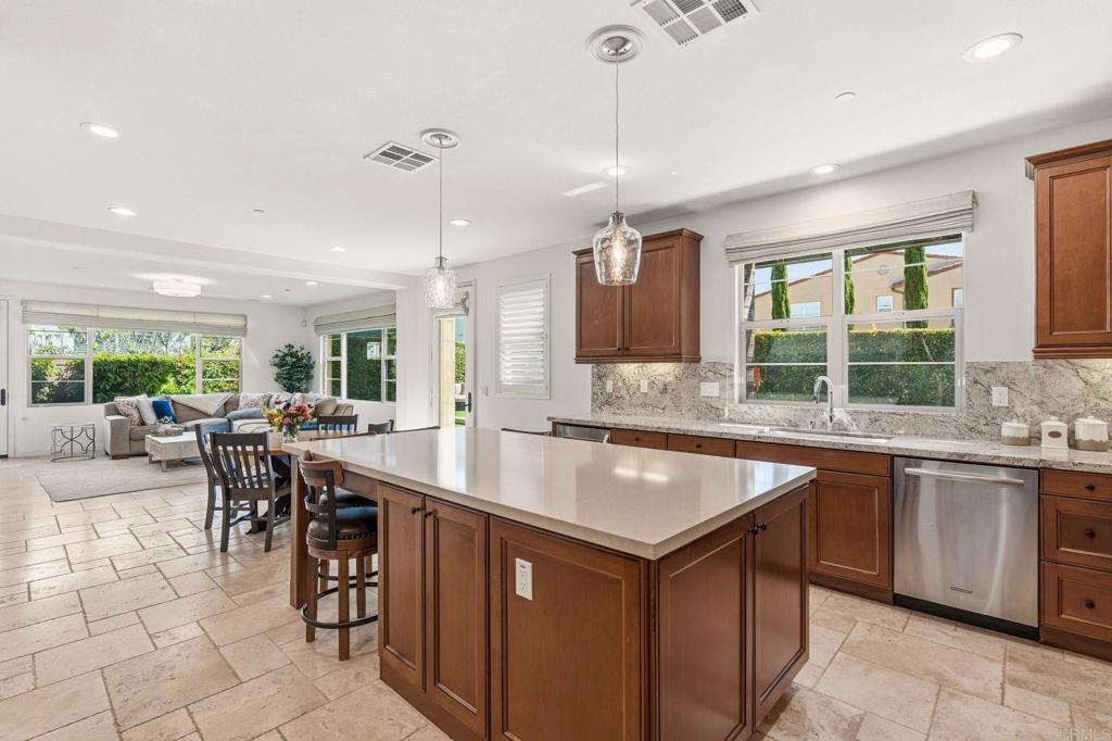 809 Dolphin Circle Encinitas, CA 92024 - Photo 26 of 71