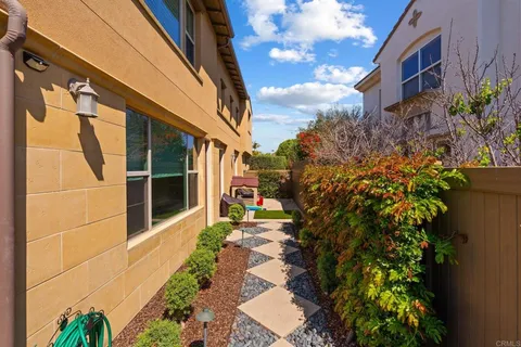 $3,495,000 | 809 Dolphin Circle, Encinitas, CA 92024