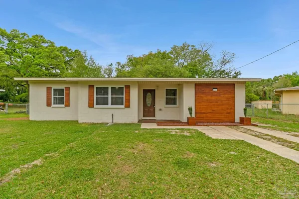 $199,000 | 919 Crystal Springs Avenue, Pensacola, FL 32505