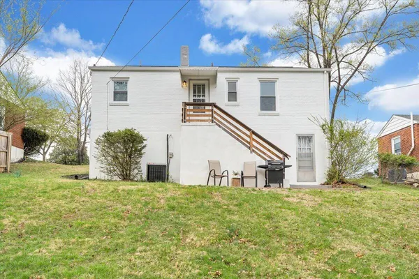 $1,875 | 2648 Derwent Drive Southwest, Roanoke, VA 24015