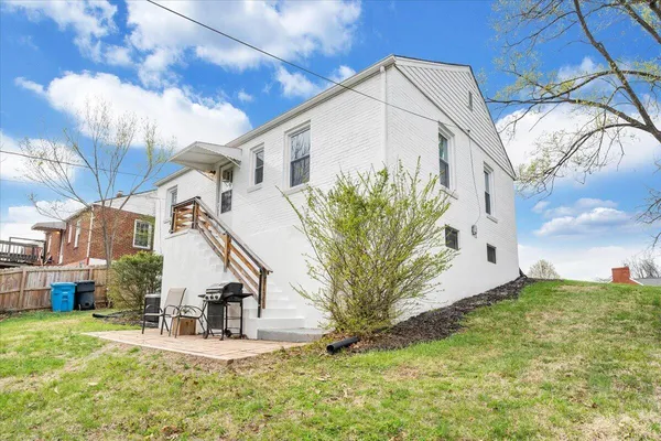 $1,875 | 2648 Derwent Drive Southwest, Roanoke, VA 24015