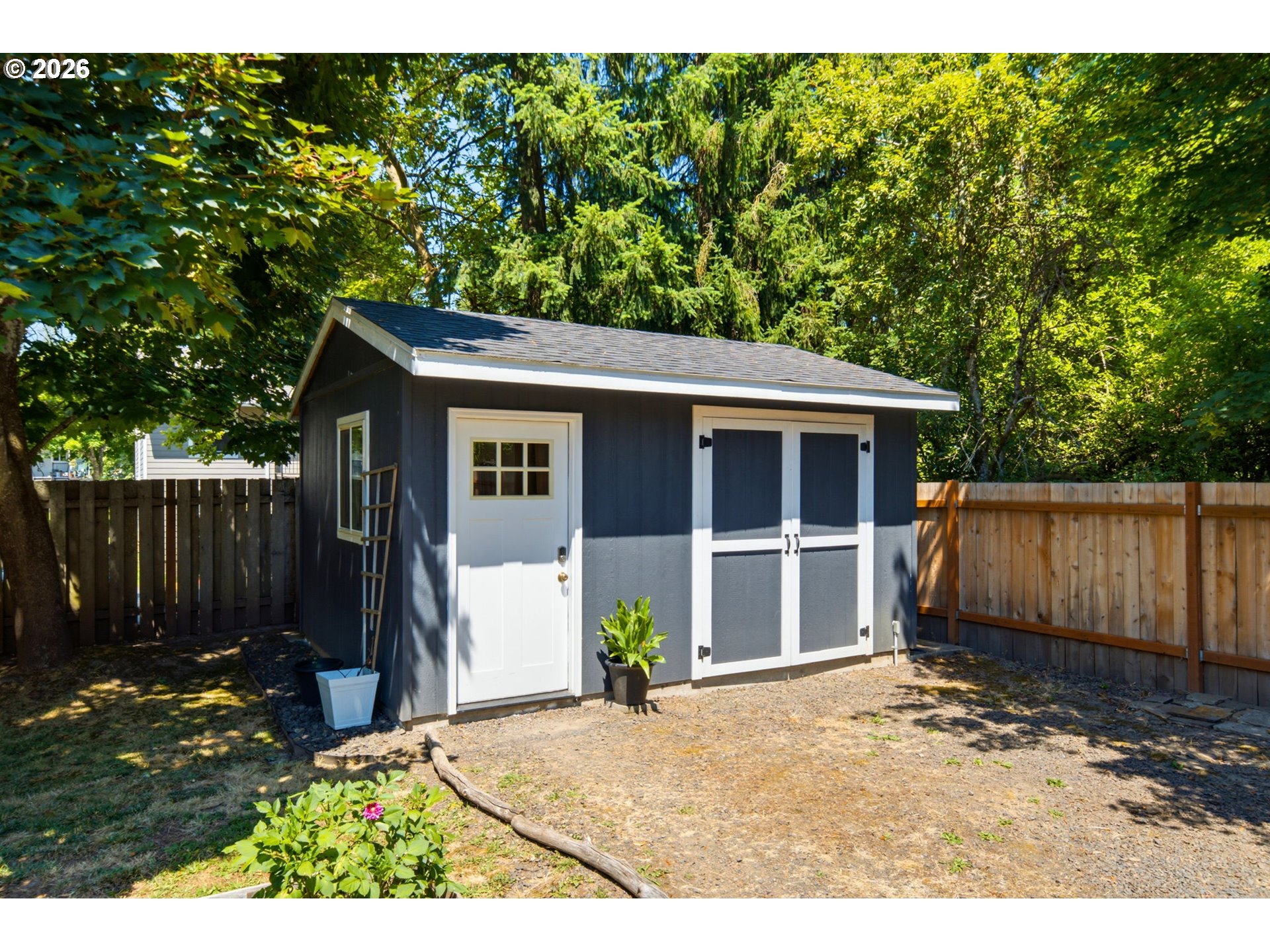 11555 Southwest 11th Street Beaverton, OR 97005 - Photo 25 of 38