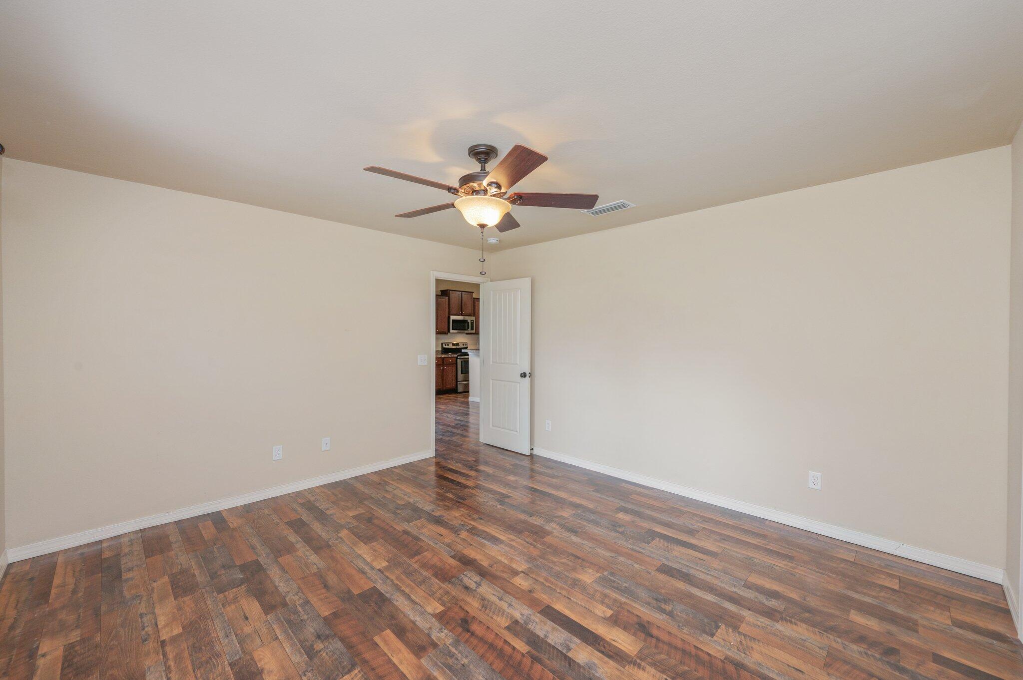 646 Hunters Ridge Road DeFuniak Springs, FL 32433 - Photo 19 of 38 20-web-or-mls-646-hunters-ridge-rd
