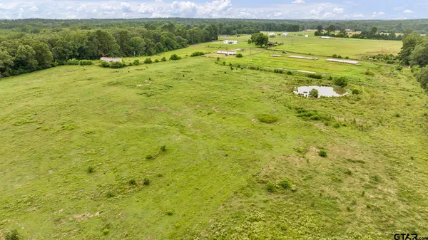 a view of an outdoor space and a yard
