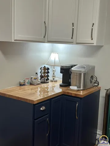 $259,000 | 1001 Market Street, Emporia, KS 66801