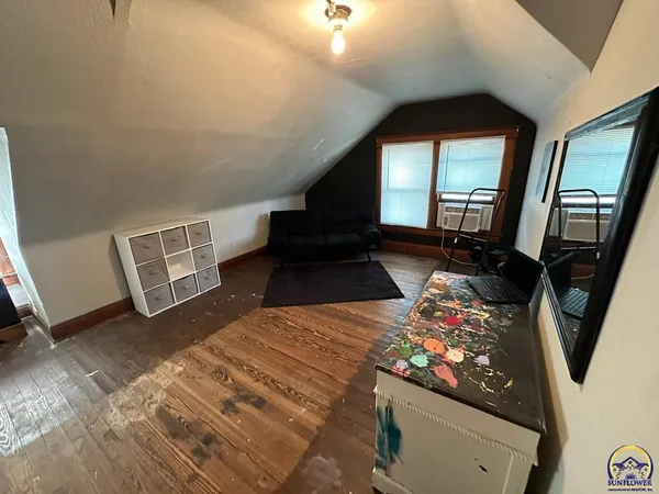 $259,000 | 1001 Market Street, Emporia, KS 66801