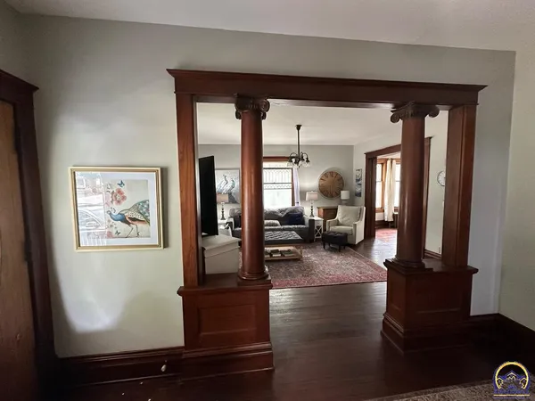 $259,000 | 1001 Market Street, Emporia, KS 66801