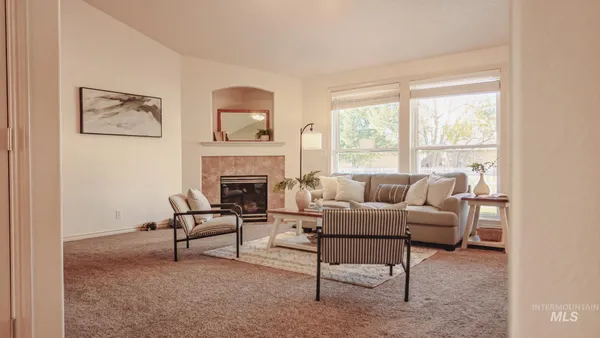 $565,000 | 334 East Burney Glen Drive, Meridian, ID 83646