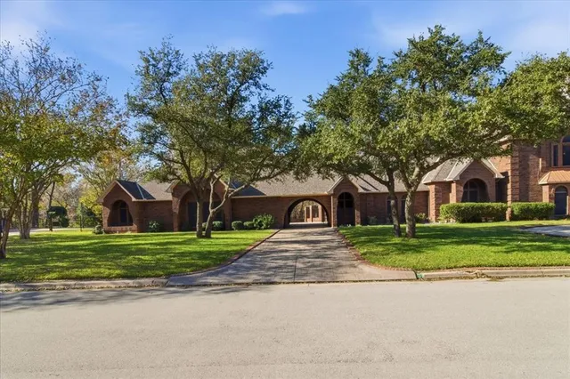 $1,650,000 | 4400 Eaton Circle, Colleyville, TX 76034