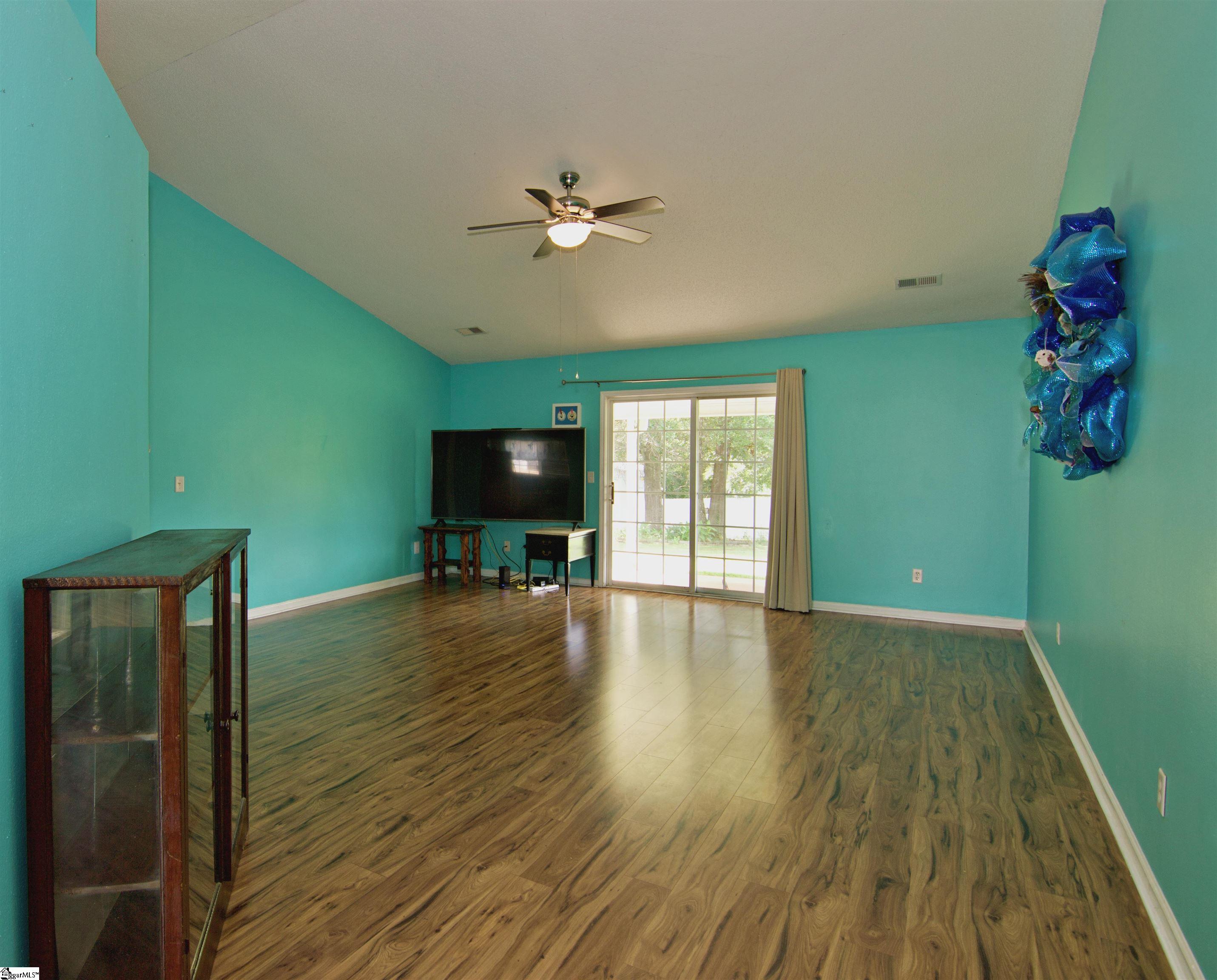 309 Dustin Reid Court Duncan, SC 29334 - Photo 4 of 29 Gallery Image 4
