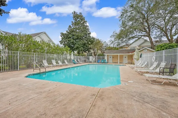 $182,500 | 1501 Partin Drive North, Unit 264, Niceville, FL 32578