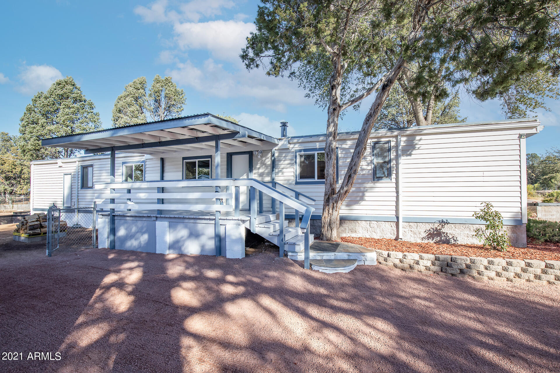 302 North Mud Springs Road Payson, AZ 85541 - Photo 1 of 23 Front Deck & Entry