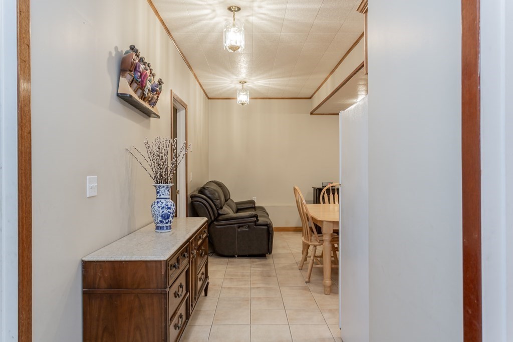 31 Abington Lane Fall River, MA 02721 - Photo 18 of 33 Gallery Image 18