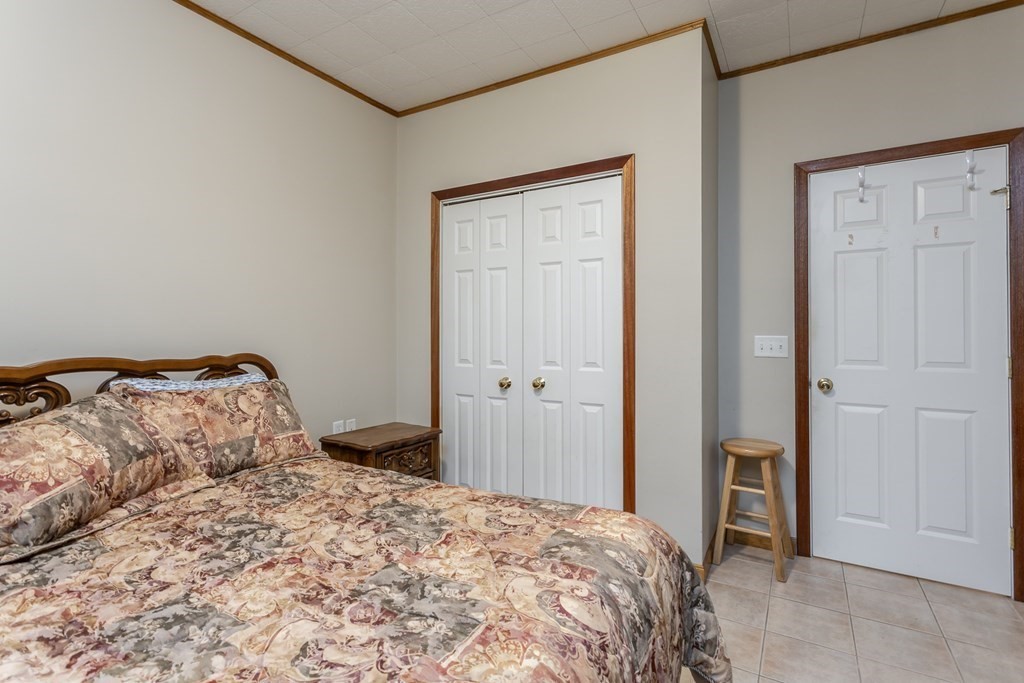 31 Abington Lane Fall River, MA 02721 - Photo 27 of 33 Gallery Image 27