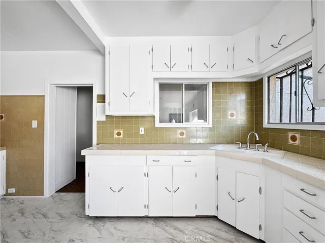 $1,059,000 | 2676 Roseview Avenue, Los Angeles, CA 90065