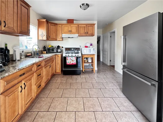 $1,059,000 | 2676 Roseview Avenue, Los Angeles, CA 90065