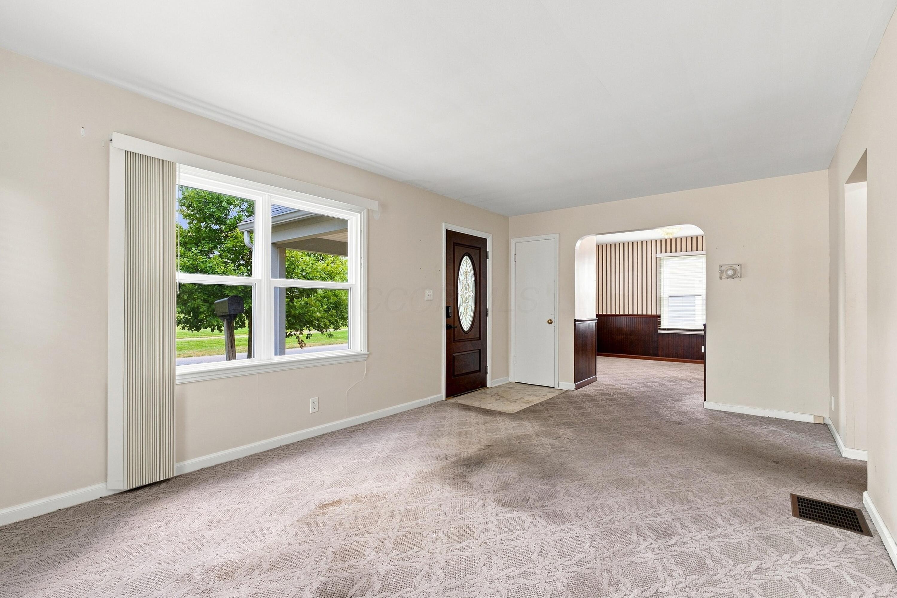 3339 Parkside Road Columbus, OH 43204 - Photo 5 of 39 2