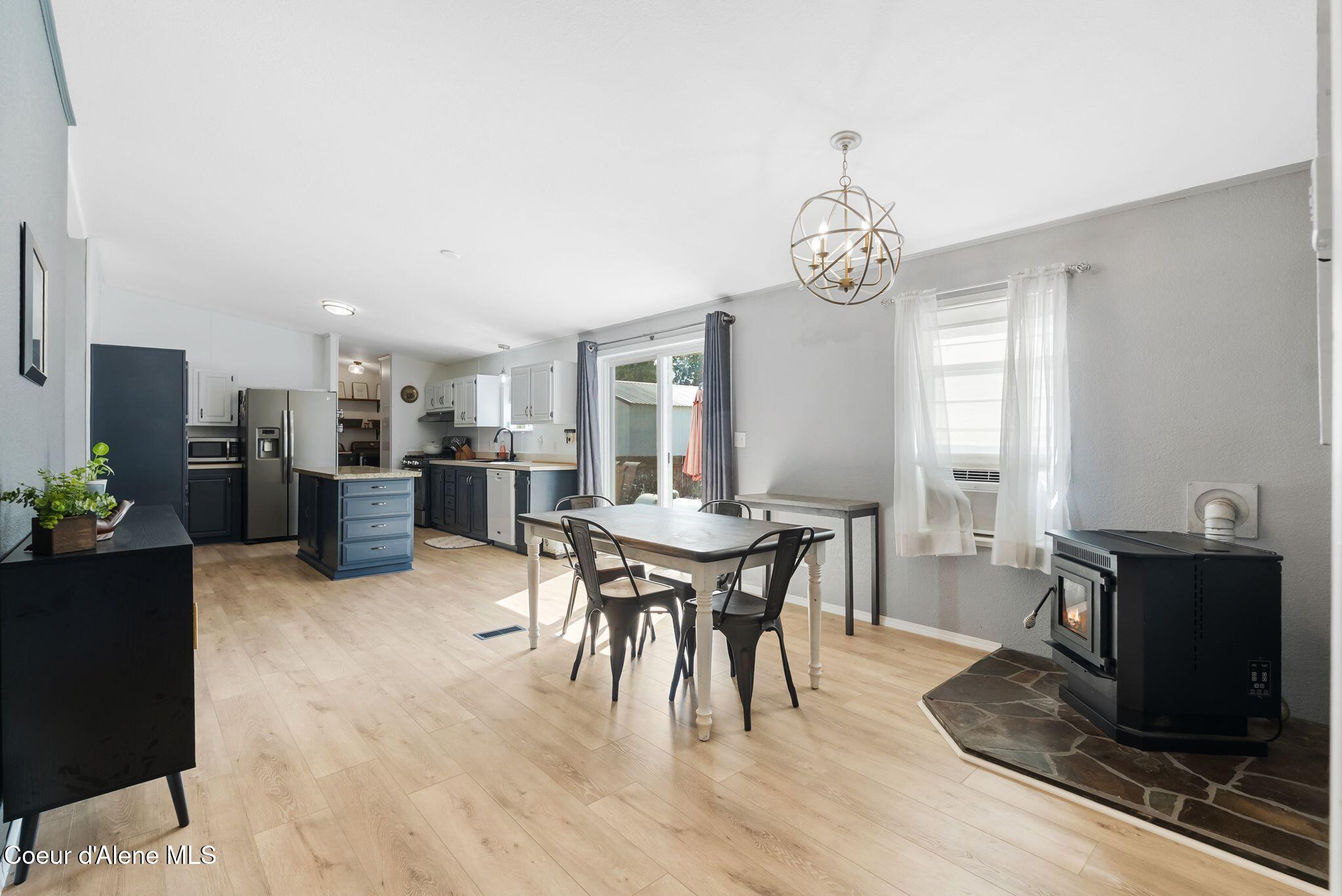 120 Shelby Road Laclede, ID 83841 - Photo 11 of 41 Dining space with pellet stove