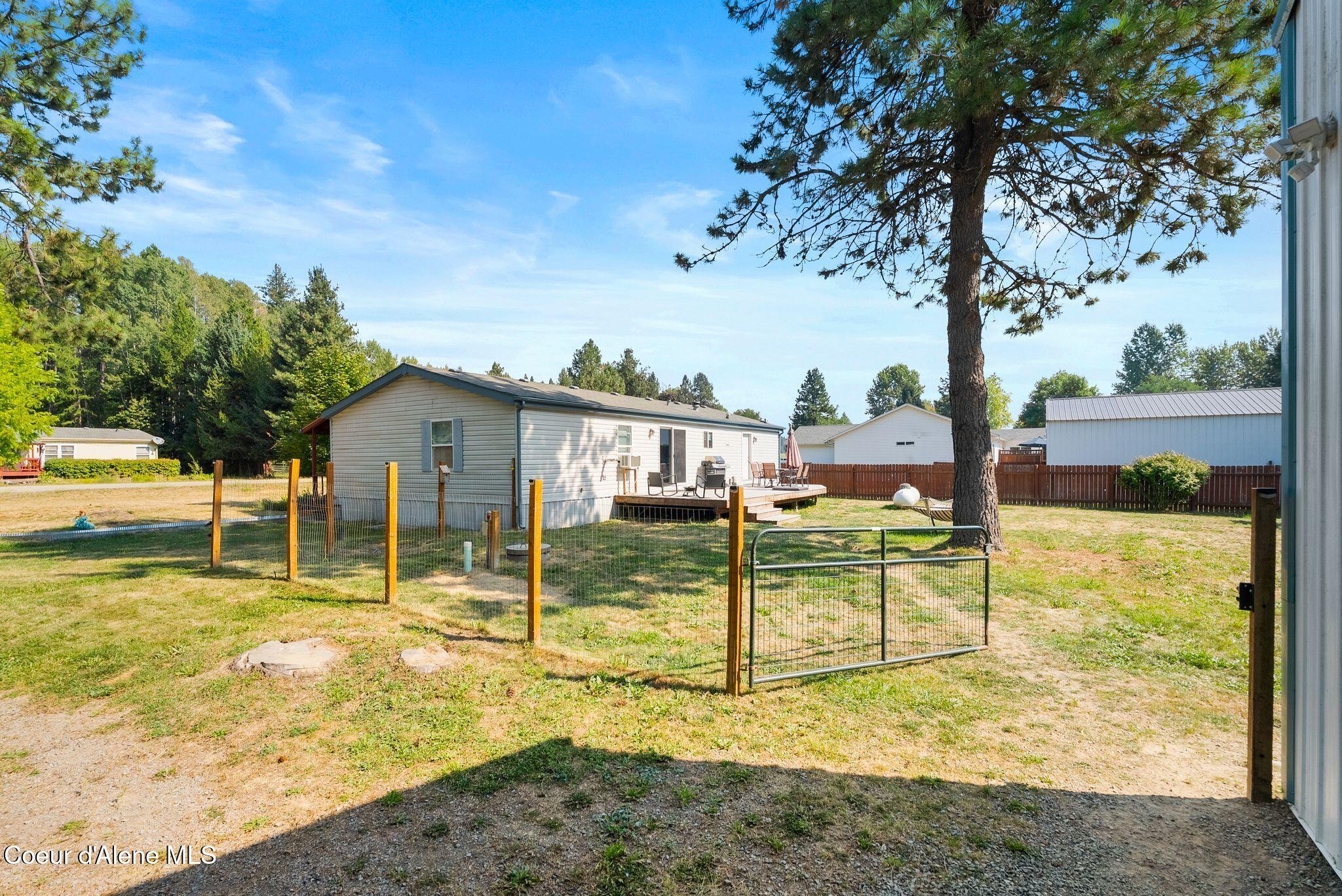 120 Shelby Road Laclede, ID 83841 - Photo 35 of 41 Fully fenced backyard space