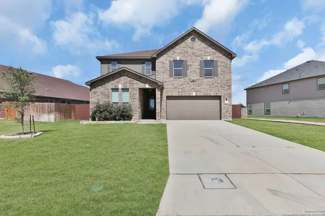 $2,550 | 11255 Sawyer Valley, San Antonio, TX 78254