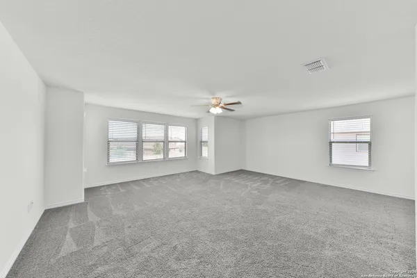 $2,550 | 11255 Sawyer Valley, San Antonio, TX 78254