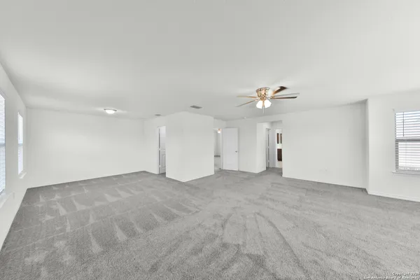 $2,550 | 11255 Sawyer Valley, San Antonio, TX 78254