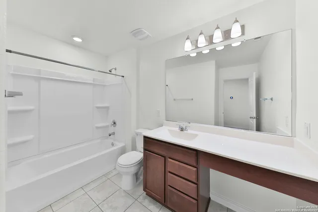 $2,550 | 11255 Sawyer Valley, San Antonio, TX 78254
