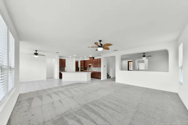 $2,550 | 11255 Sawyer Valley, San Antonio, TX 78254