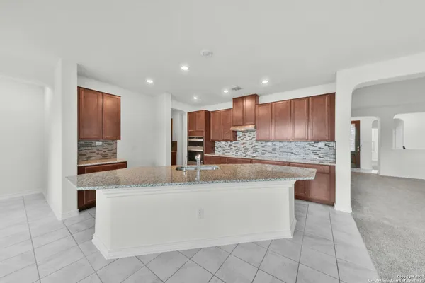 $2,550 | 11255 Sawyer Valley, San Antonio, TX 78254