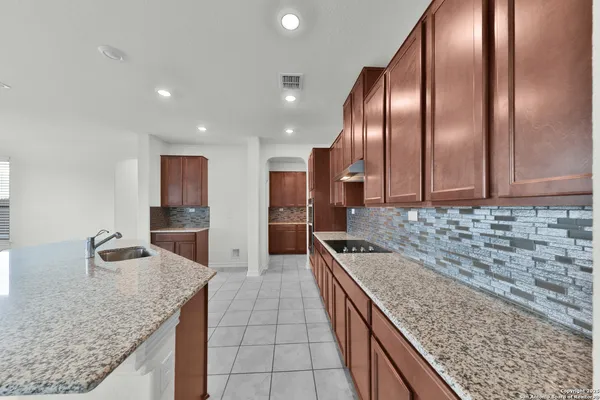 $2,550 | 11255 Sawyer Valley, San Antonio, TX 78254