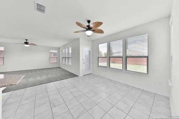 $2,550 | 11255 Sawyer Valley, San Antonio, TX 78254