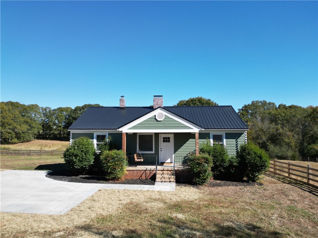 129 Smith Motors Road Belton, SC 29627 - Photo 3 of 16