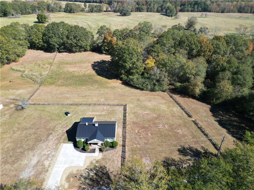 129 Smith Motors Road Belton, SC 29627 - Photo 4 of 16