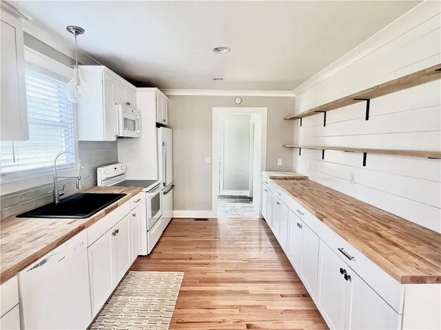 $289,900 | 129 Smith Motors Road, Belton, SC 29627