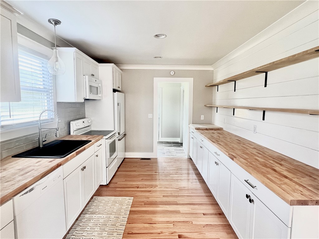 129 Smith Motors Road Belton, SC 29627 - Photo 9 of 16