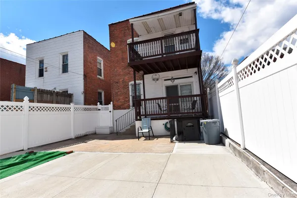 $1,150,000 | 2056 Continental Avenue | Pelham Bay