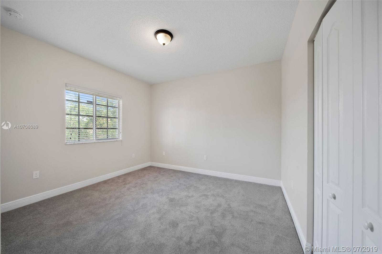 1610 Southwest 154th Path Miami, FL 33185 - Photo 21 of 29 Gallery Image 21