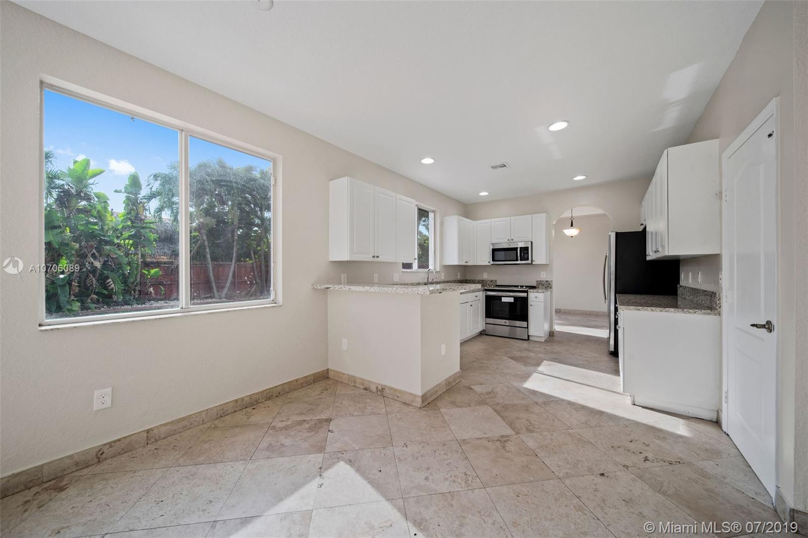 1610 Southwest 154th Path Miami, FL 33185 - Photo 9 of 29 Gallery Image 9