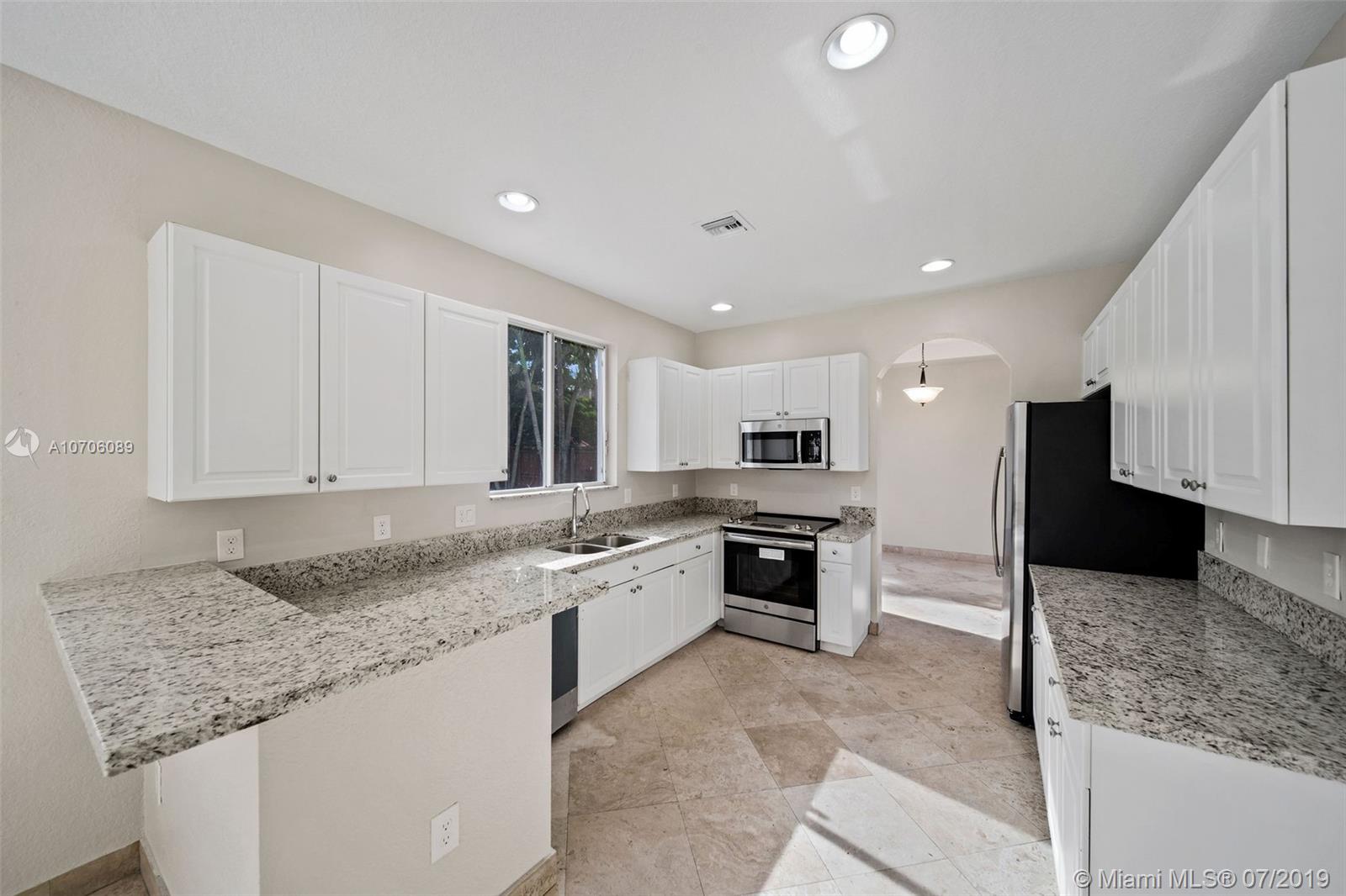1610 Southwest 154th Path Miami, FL 33185 - Photo 10 of 29 Gallery Image 10