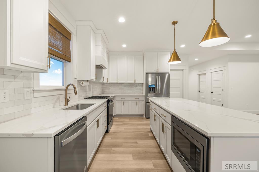 6482 East Crown Crescent Ammon, ID 83406 - Photo 11 of 61