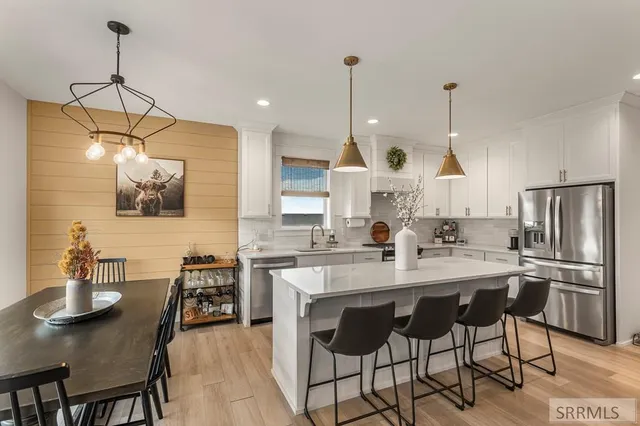 $699,000 | 6482 East Crown Crescent, Ammon, ID 83406