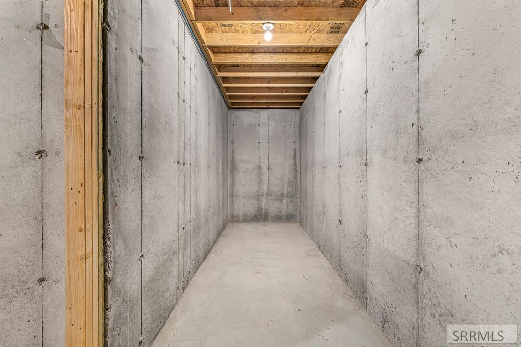 6482 East Crown Crescent Ammon, ID 83406 - Photo 33 of 61