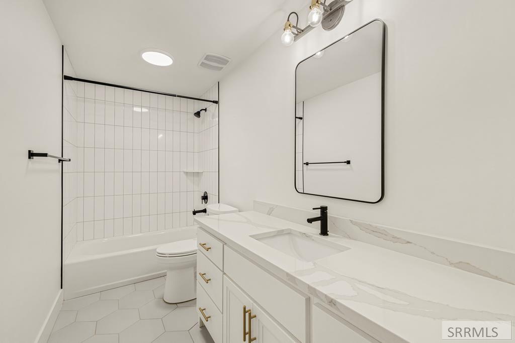 6482 East Crown Crescent Ammon, ID 83406 - Photo 34 of 61