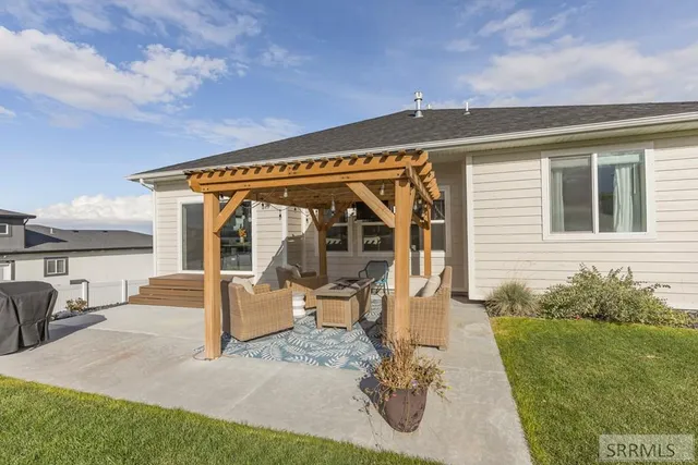 $698,000 | 6482 East Crown Crescent, Ammon, ID 83406
